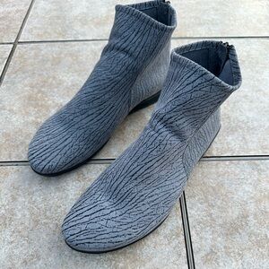 Arche Baryky Grey Nubuck Back Zipper Booties